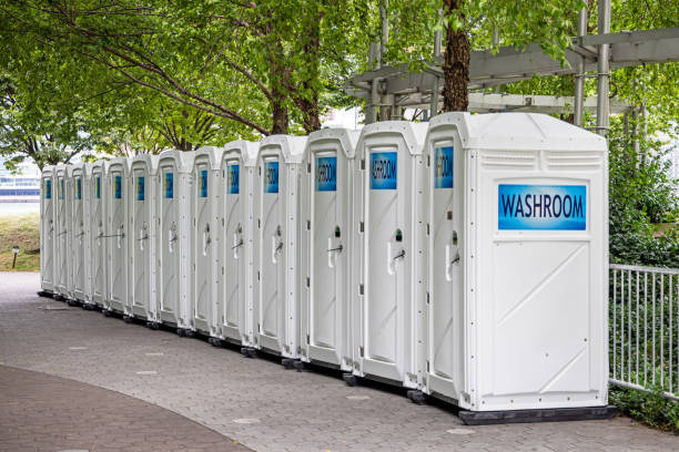 Best Porta potty rental near me  in Fort Payne, AL